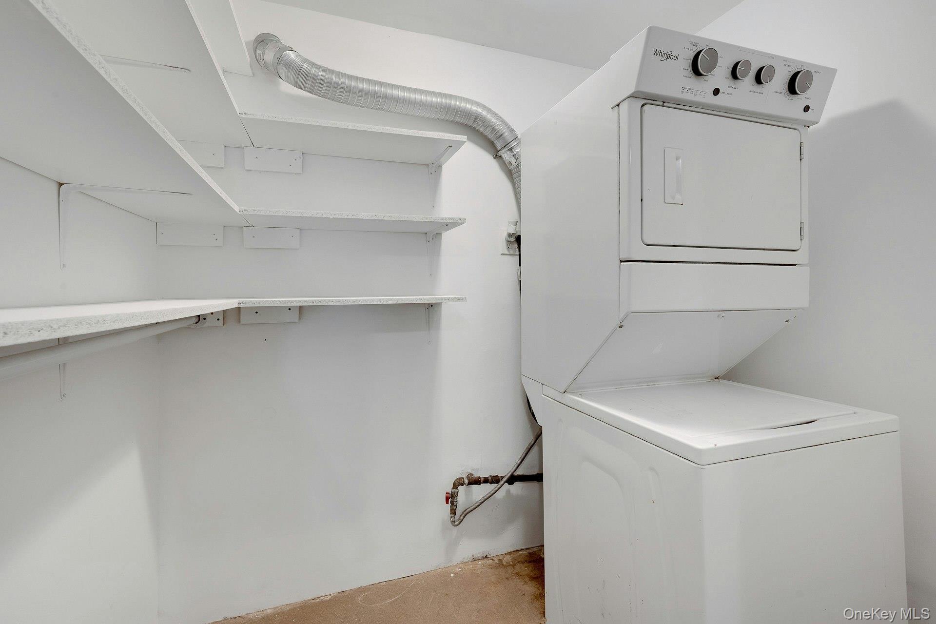 Single Family Hollywood  Bronx, NY 10465, MLS-930484-42