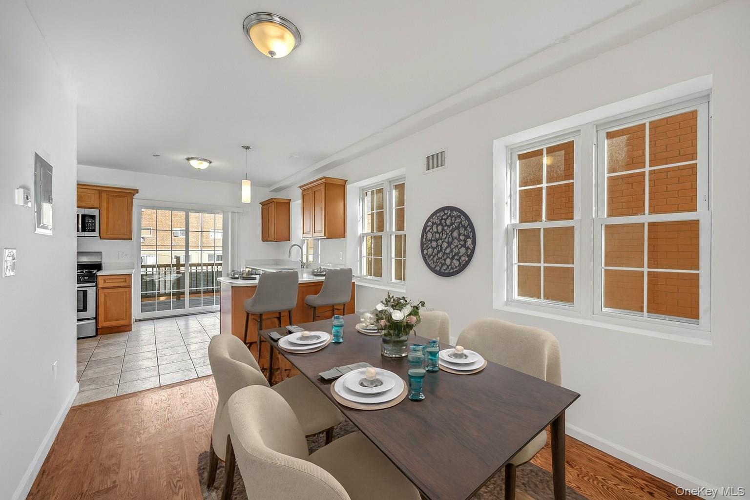 Single Family Hollywood Bronx, NY 10465, MLS-930484-9