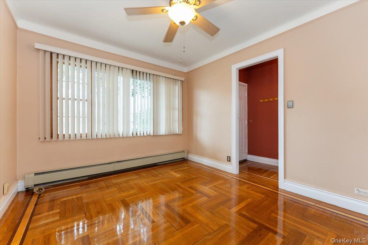 Single Family Waterbury  Bronx, NY 10465, MLS-930495-12