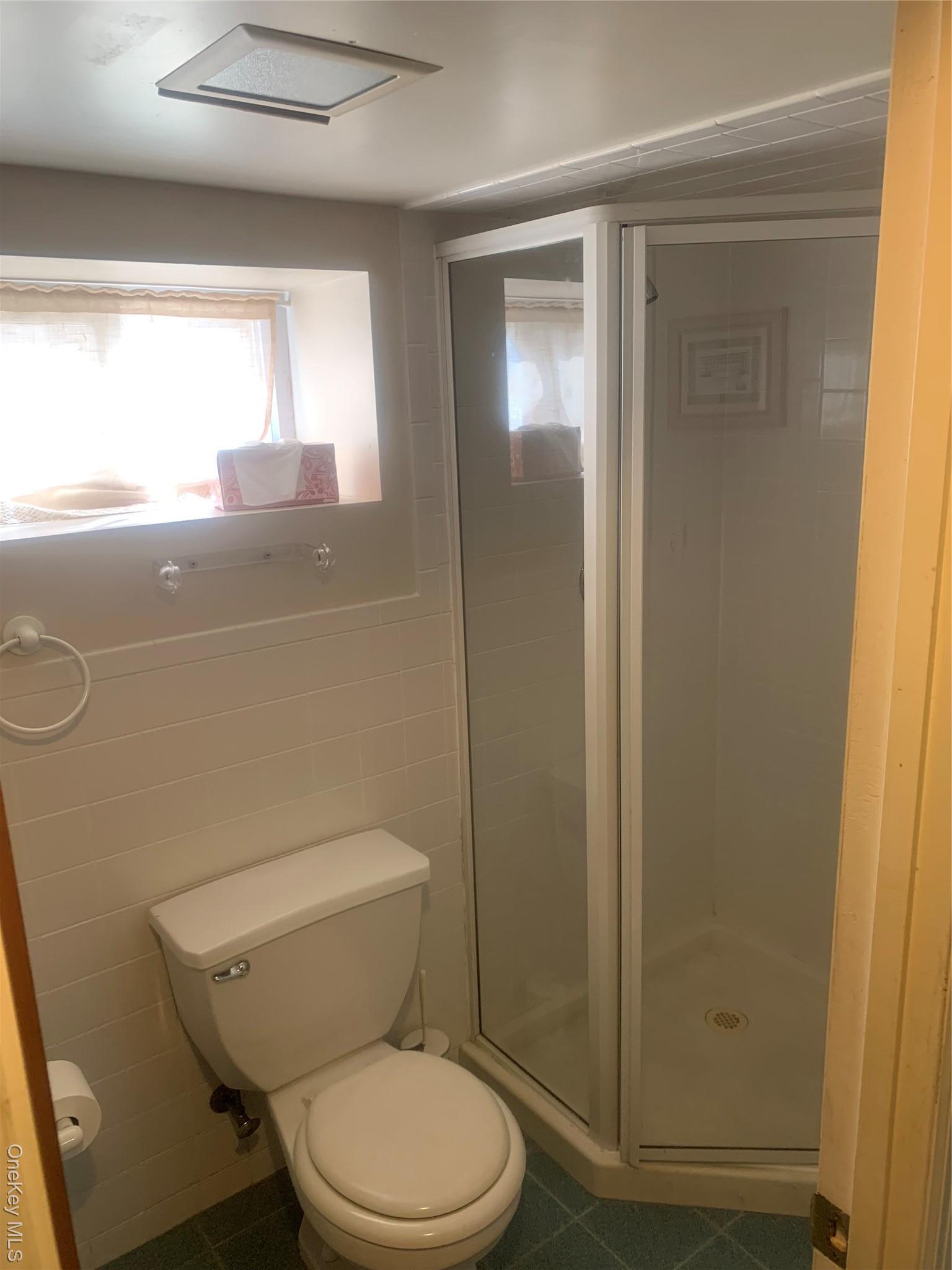 Single Family Waterbury  Bronx, NY 10465, MLS-930495-27