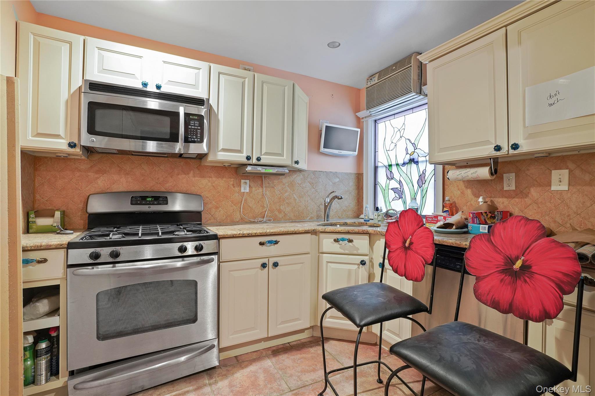 Single Family 93rd  Brooklyn, NY 11209, MLS-930497-9