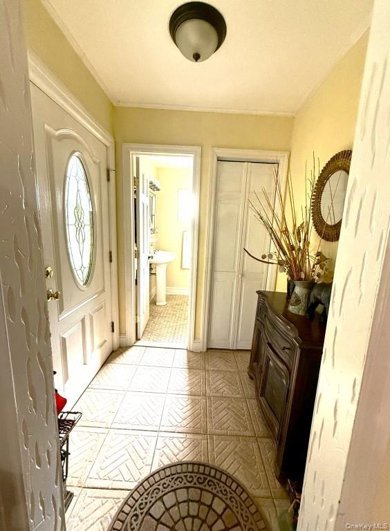 Single Family High  Westchester County, NY 10520, MLS-930500-8