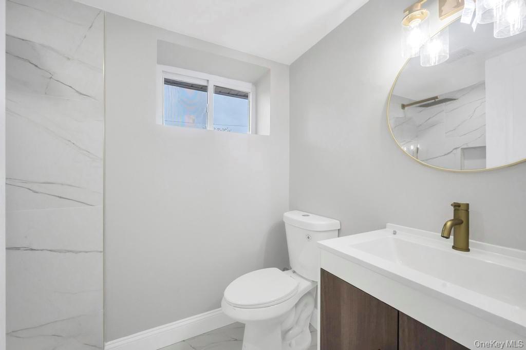 Single Family New London  Suffolk County, NY 11763, MLS-930507-16