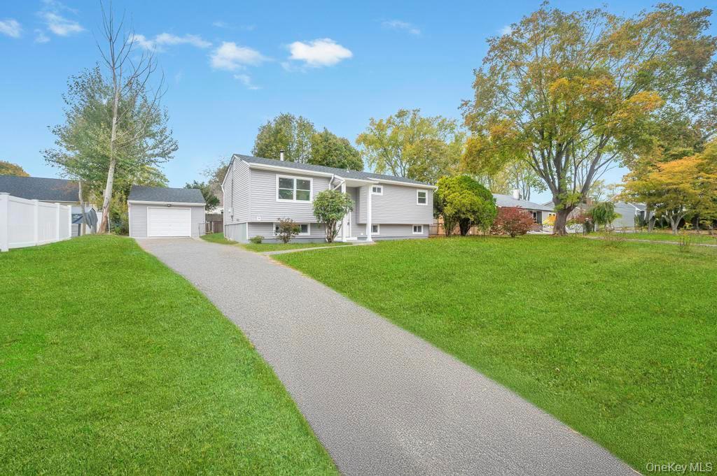 Single Family New London  Suffolk County, NY 11763, MLS-930507-5