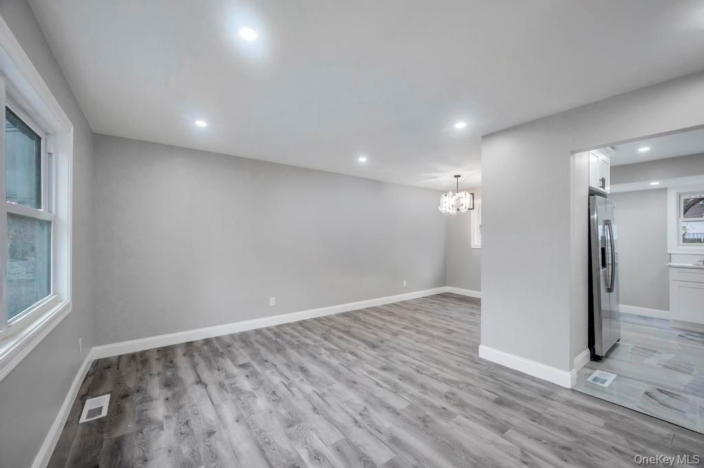 Single Family New London  Suffolk County, NY 11763, MLS-930507-9