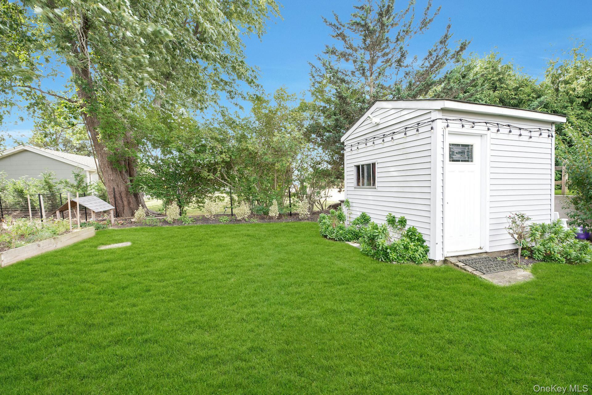 Single Family Willow  Suffolk County, NY 11931, MLS-930515-24