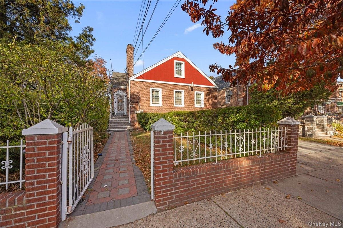 Single Family 222nd  Bronx, NY 10469, MLS-930518-2