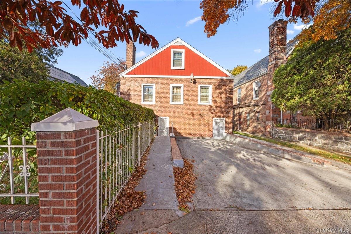 Single Family 222nd  Bronx, NY 10469, MLS-930518-4