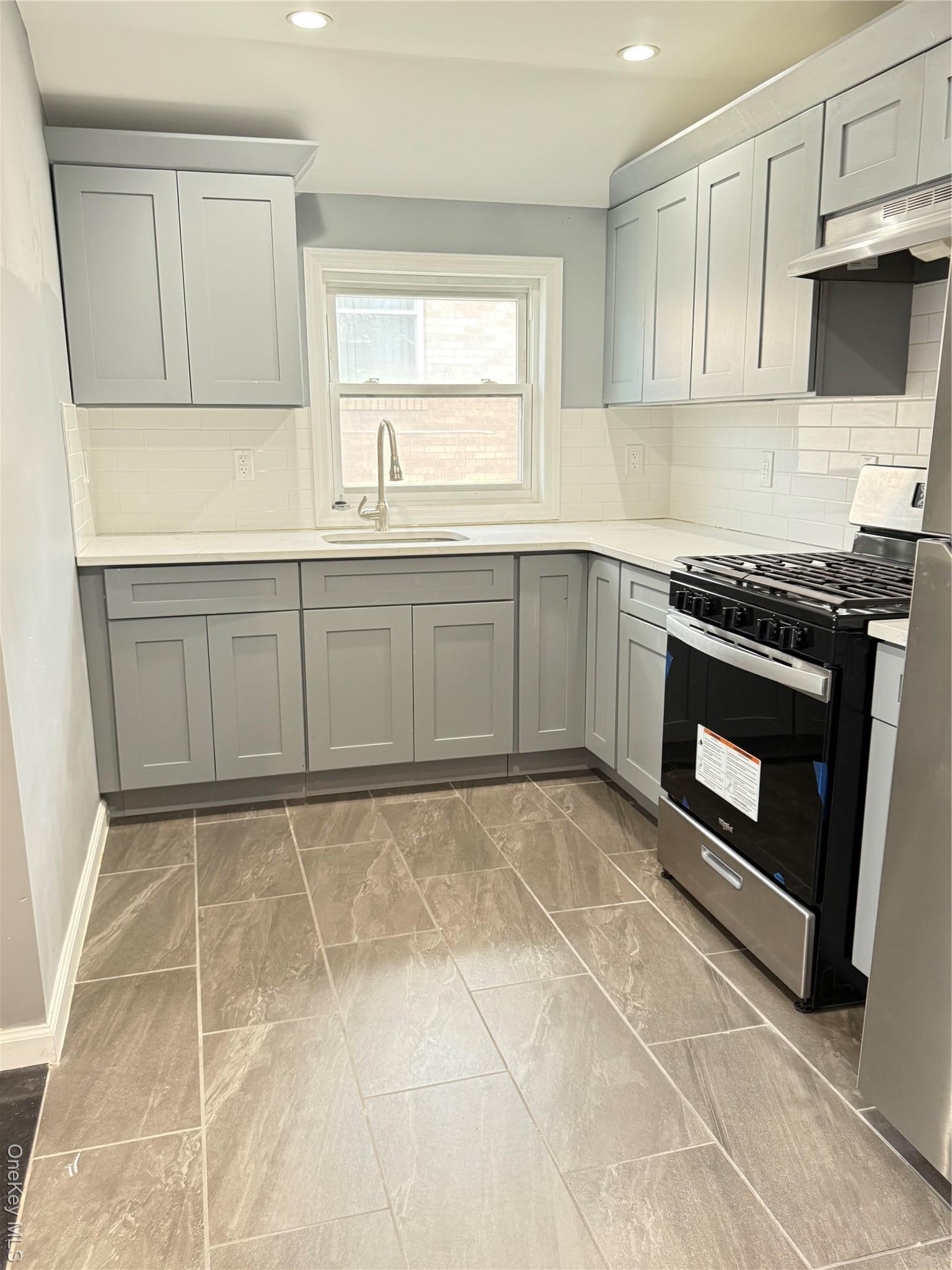 Single Family 91st Avenue Queens, NY 11423, MLS-930528-4