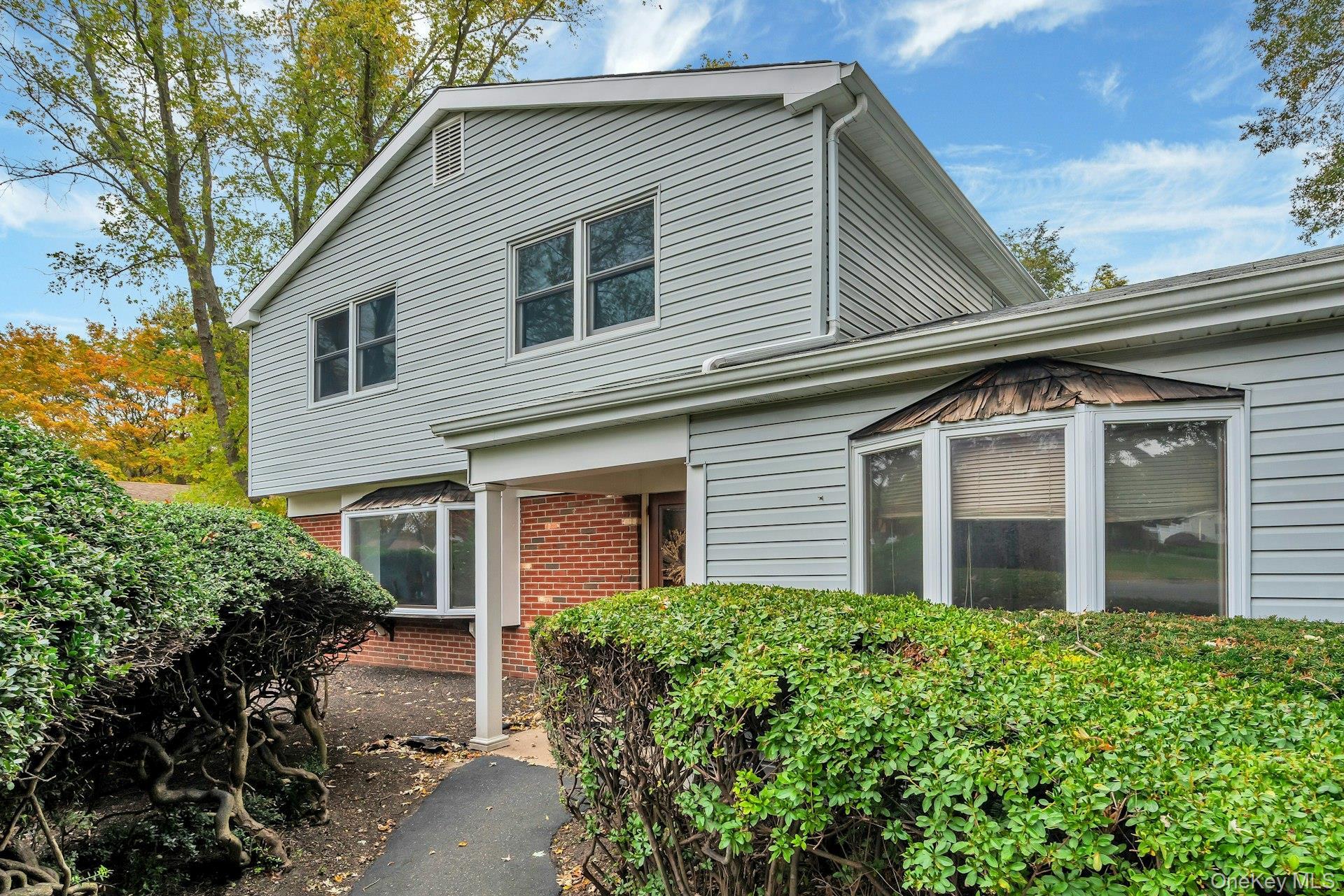 Single Family Royalston  Suffolk County, NY 11720, MLS-930530-4