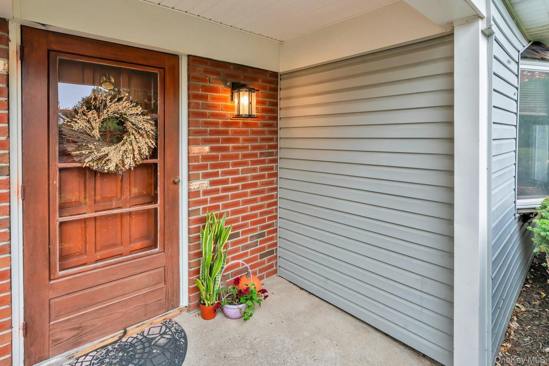 Single Family Royalston  Suffolk County, NY 11720, MLS-930530-6