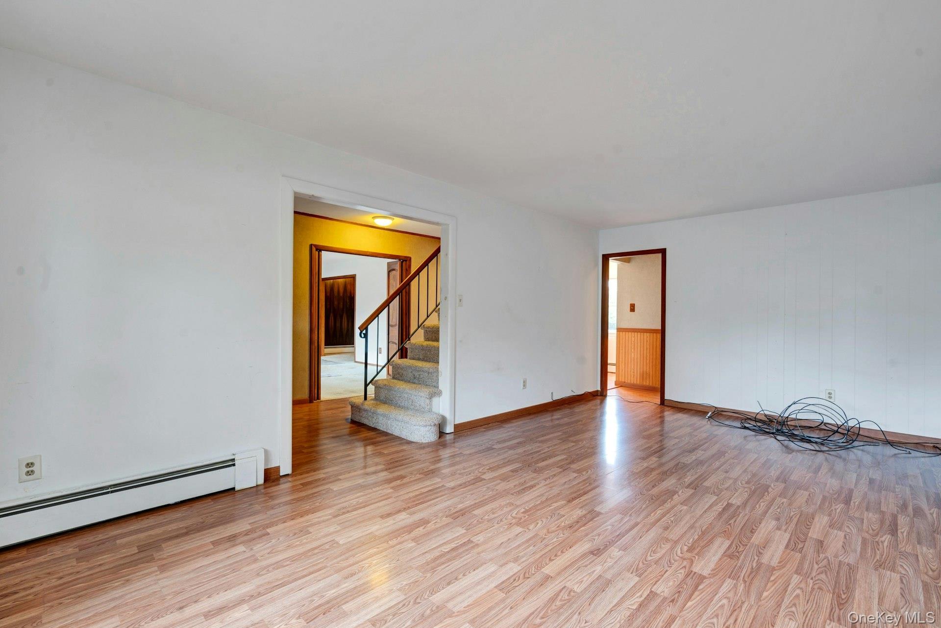 Single Family Royalston  Suffolk County, NY 11720, MLS-930530-8