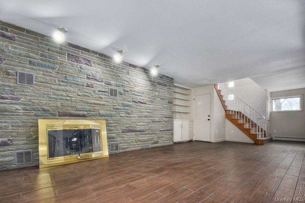 Single Family West Main Orange County, NY 12771, MLS-930531-21