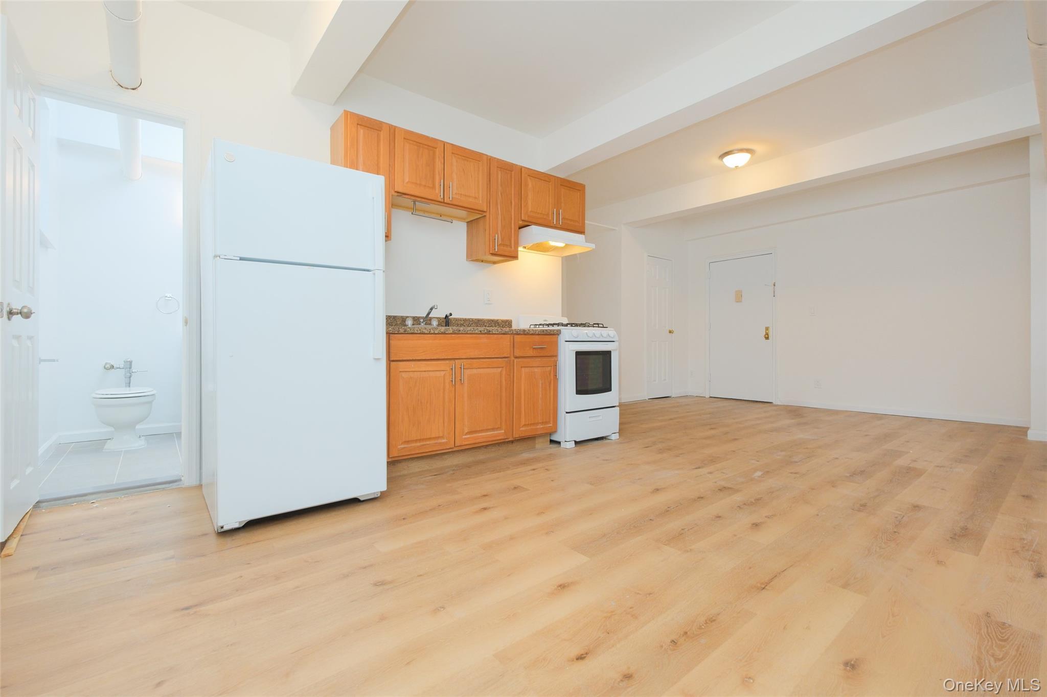 Coop Warburton  Westchester County, NY 10701, MLS-930535-5