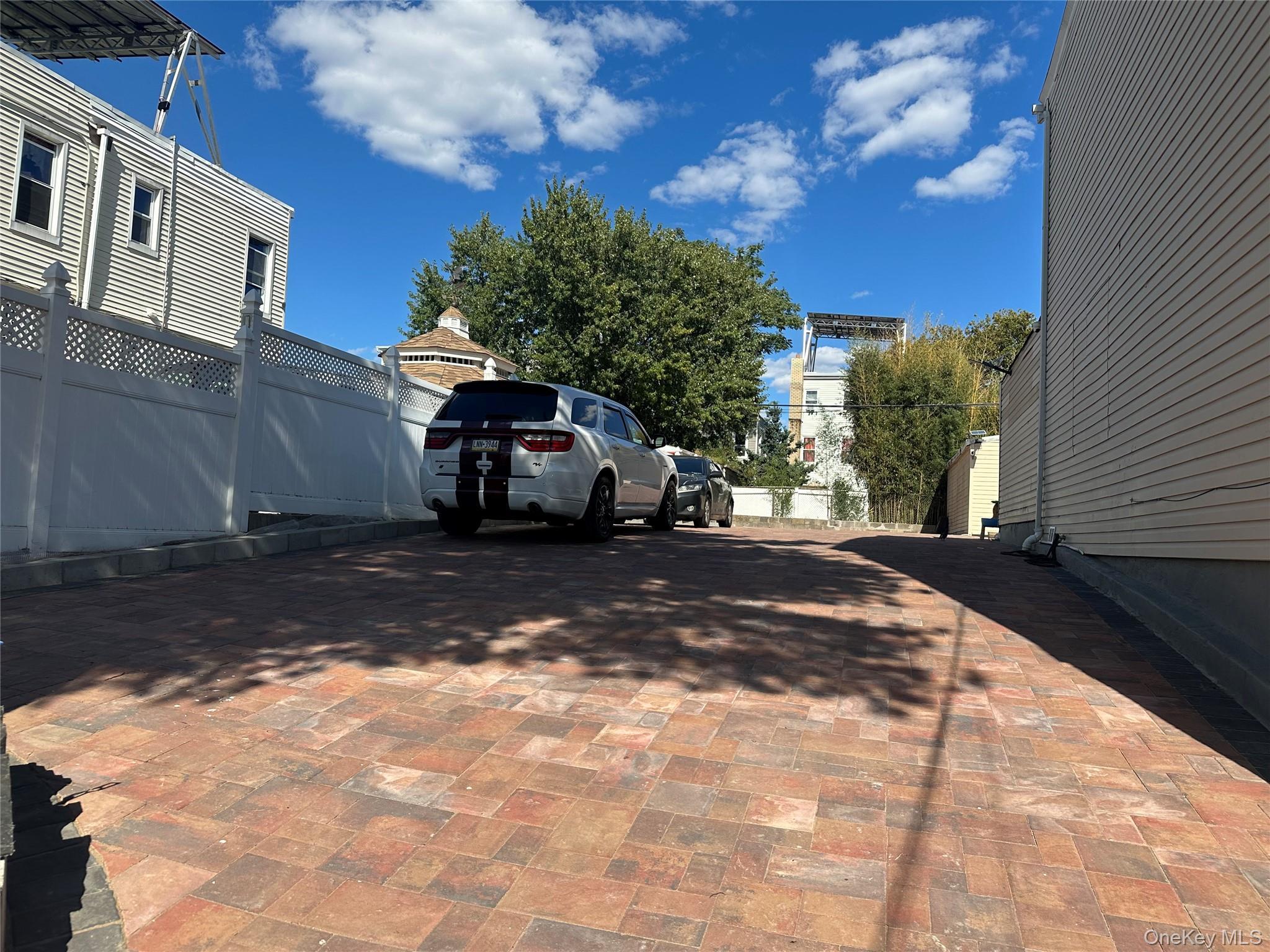 Single Family Essex  Brooklyn, NY 11208, MLS-930551-3