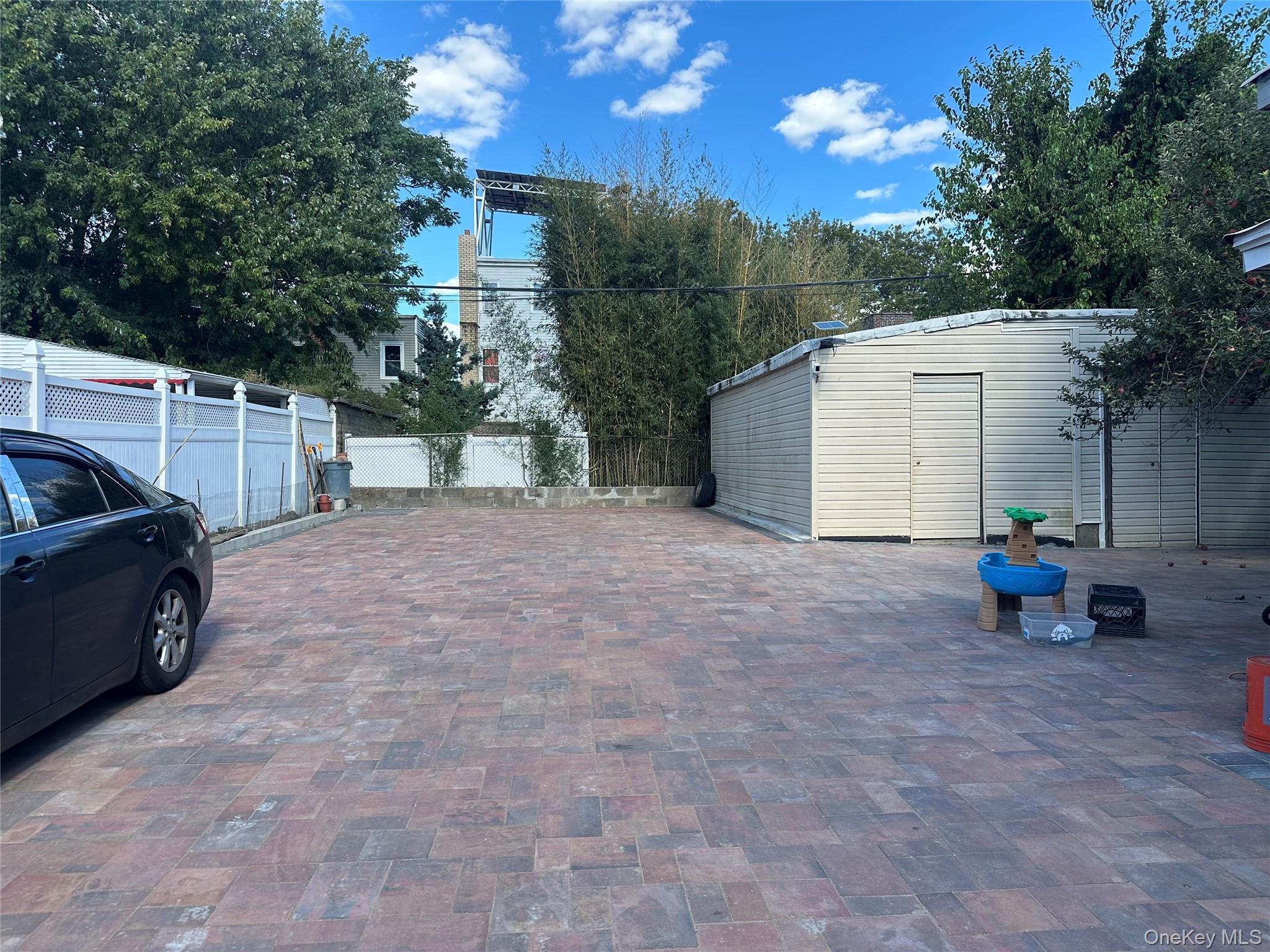 Single Family Essex  Brooklyn, NY 11208, MLS-930551-4