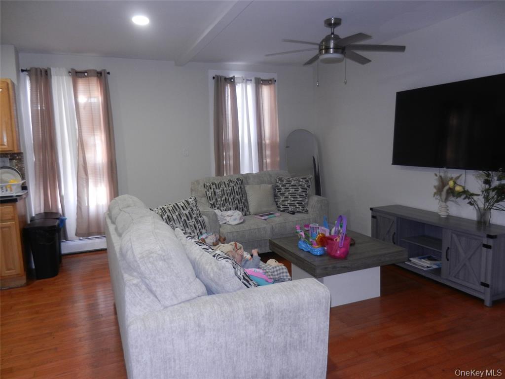 Single Family Essex  Brooklyn, NY 11208, MLS-930551-6