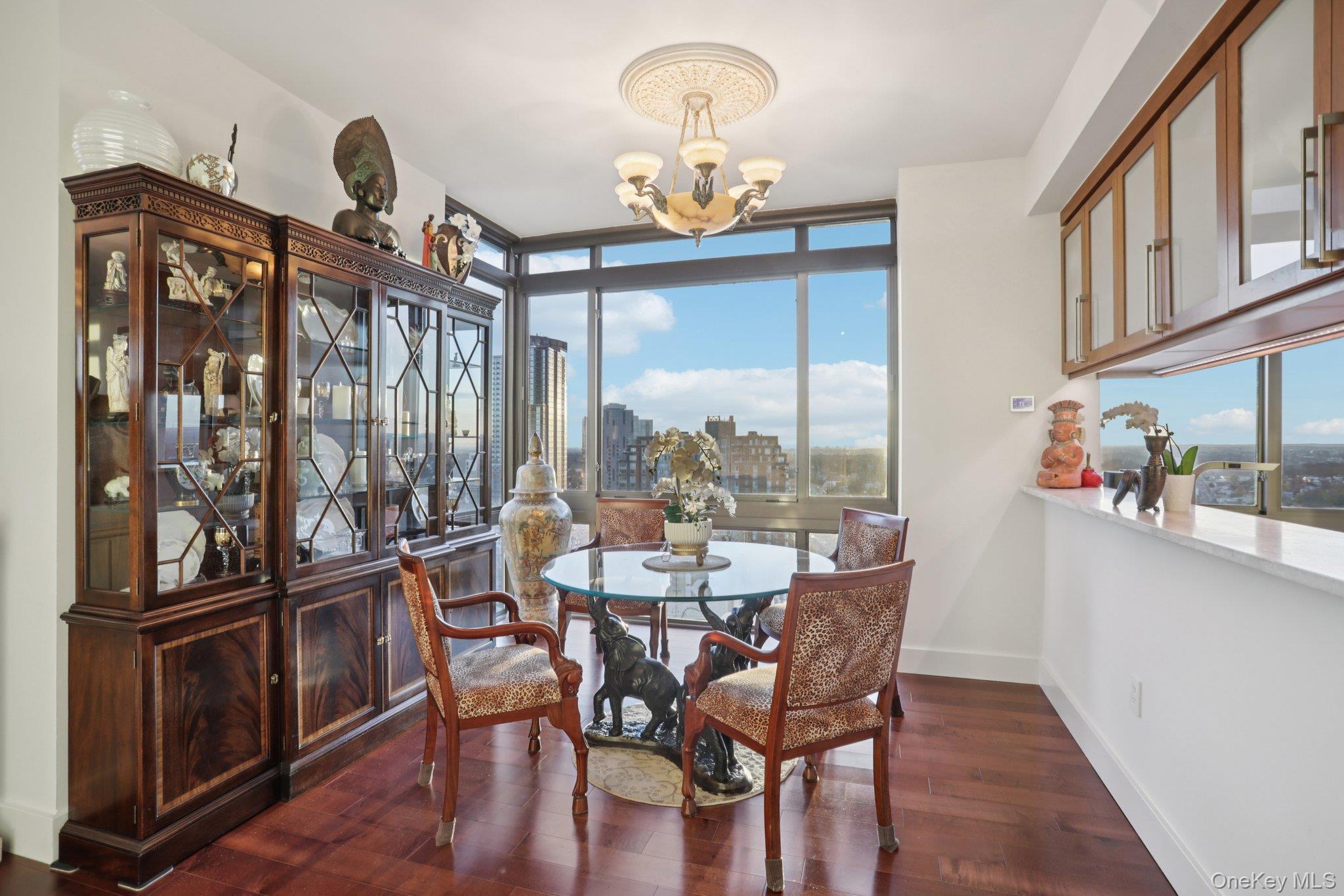 Condo Huguenot  Westchester County, NY 10801, MLS-930561-13