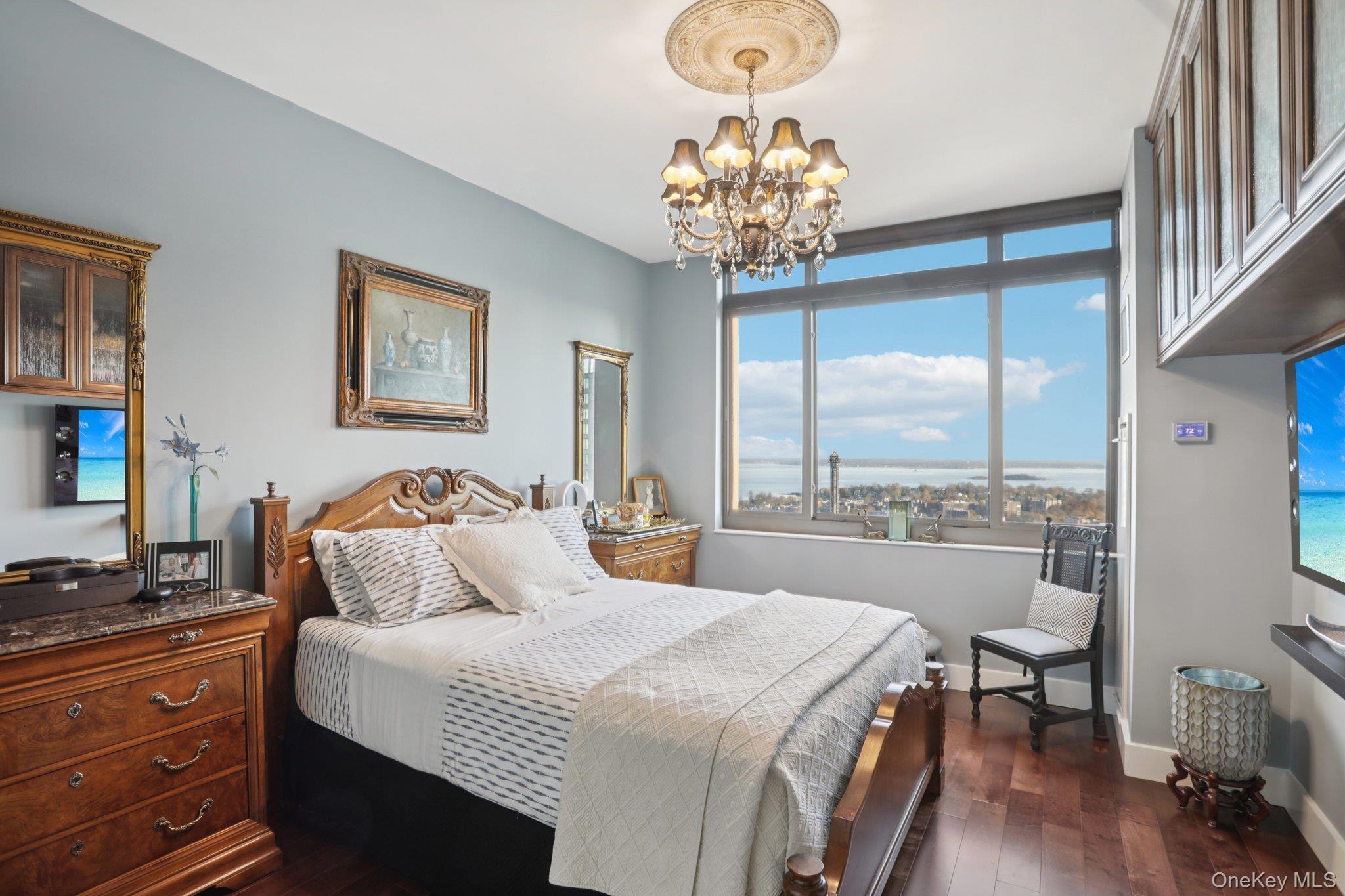 Condo Huguenot  Westchester County, NY 10801, MLS-930561-18