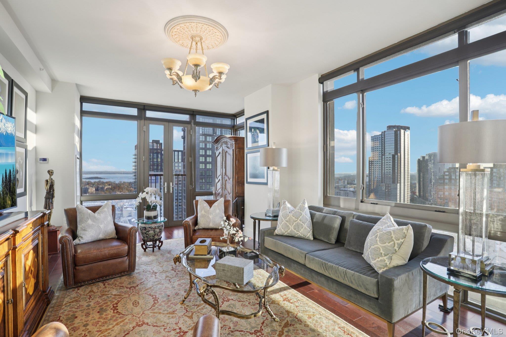 Condo Huguenot  Westchester County, NY 10801, MLS-930561-8