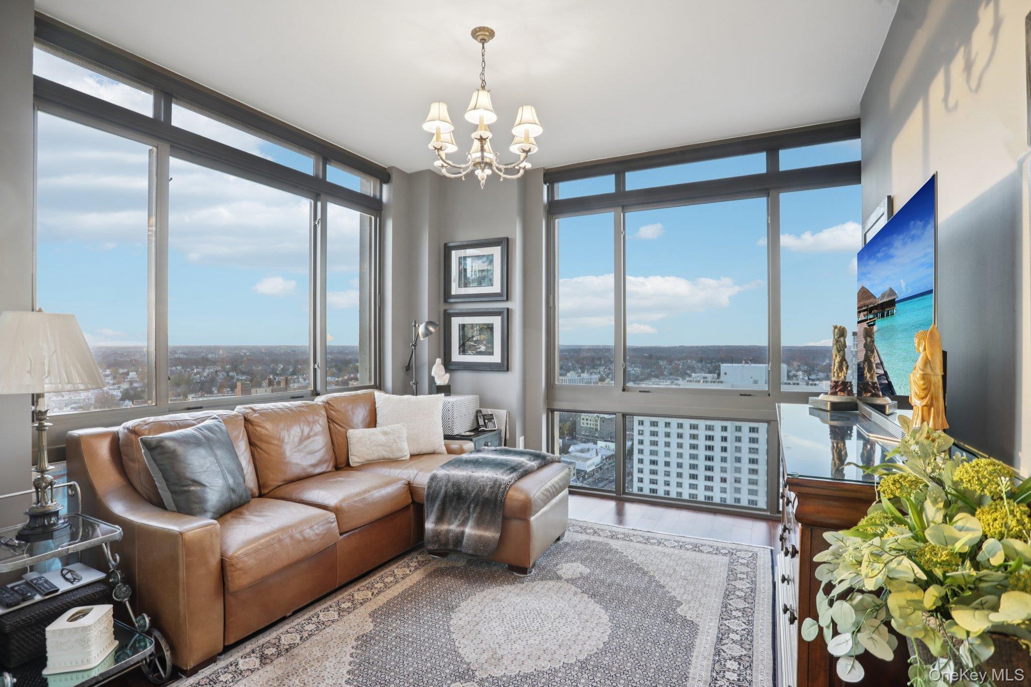 Condo Huguenot  Westchester County, NY 10801, MLS-930561-9