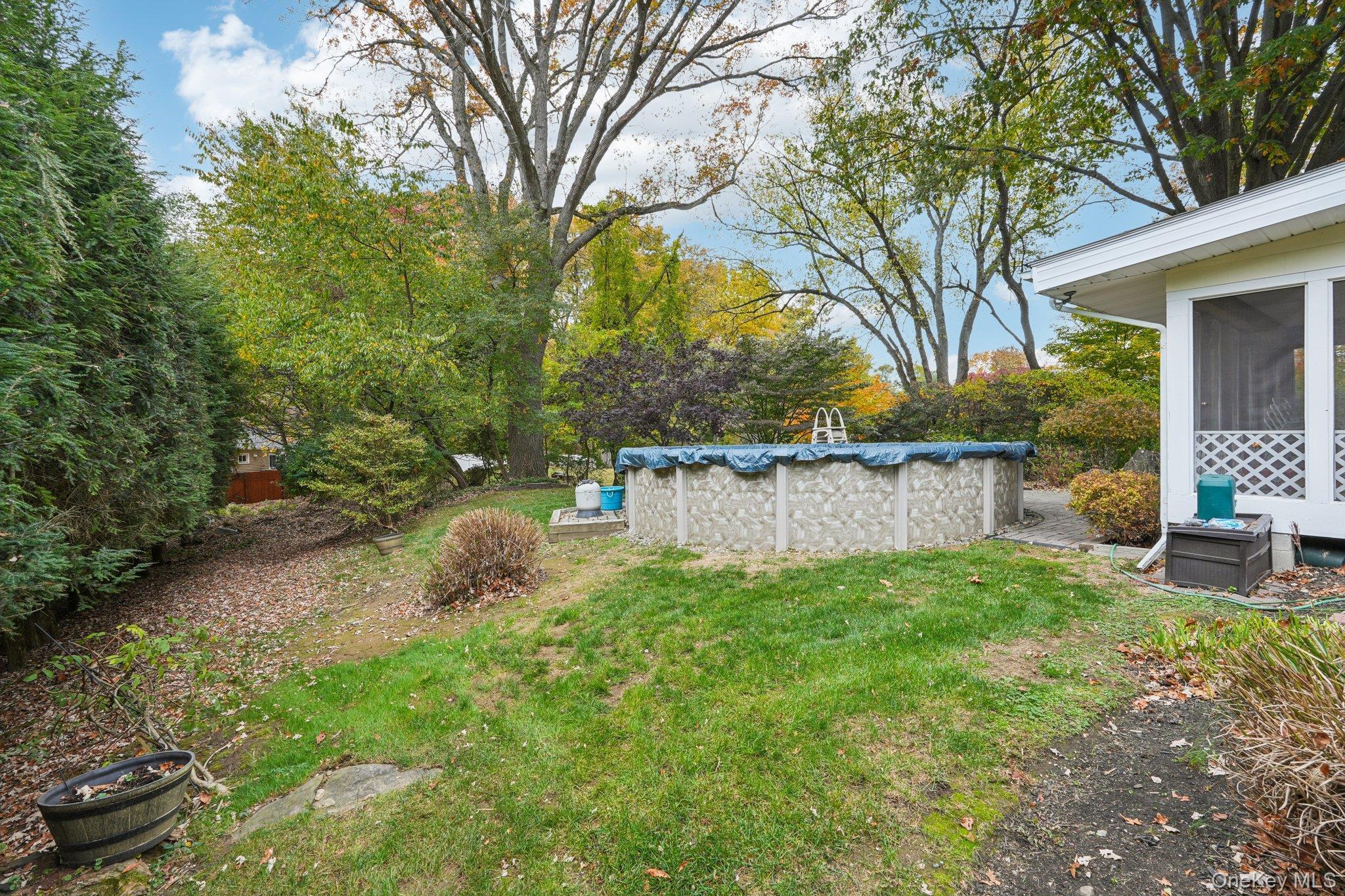Single Family Henning Westchester County, NY 10548, MLS-930564-41
