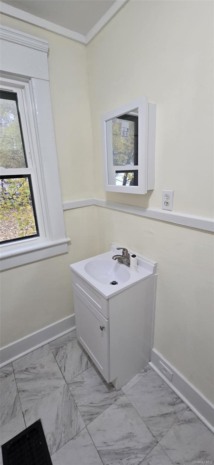 Single Family Summer Out Of Area, NY 12078, MLS-930582-15