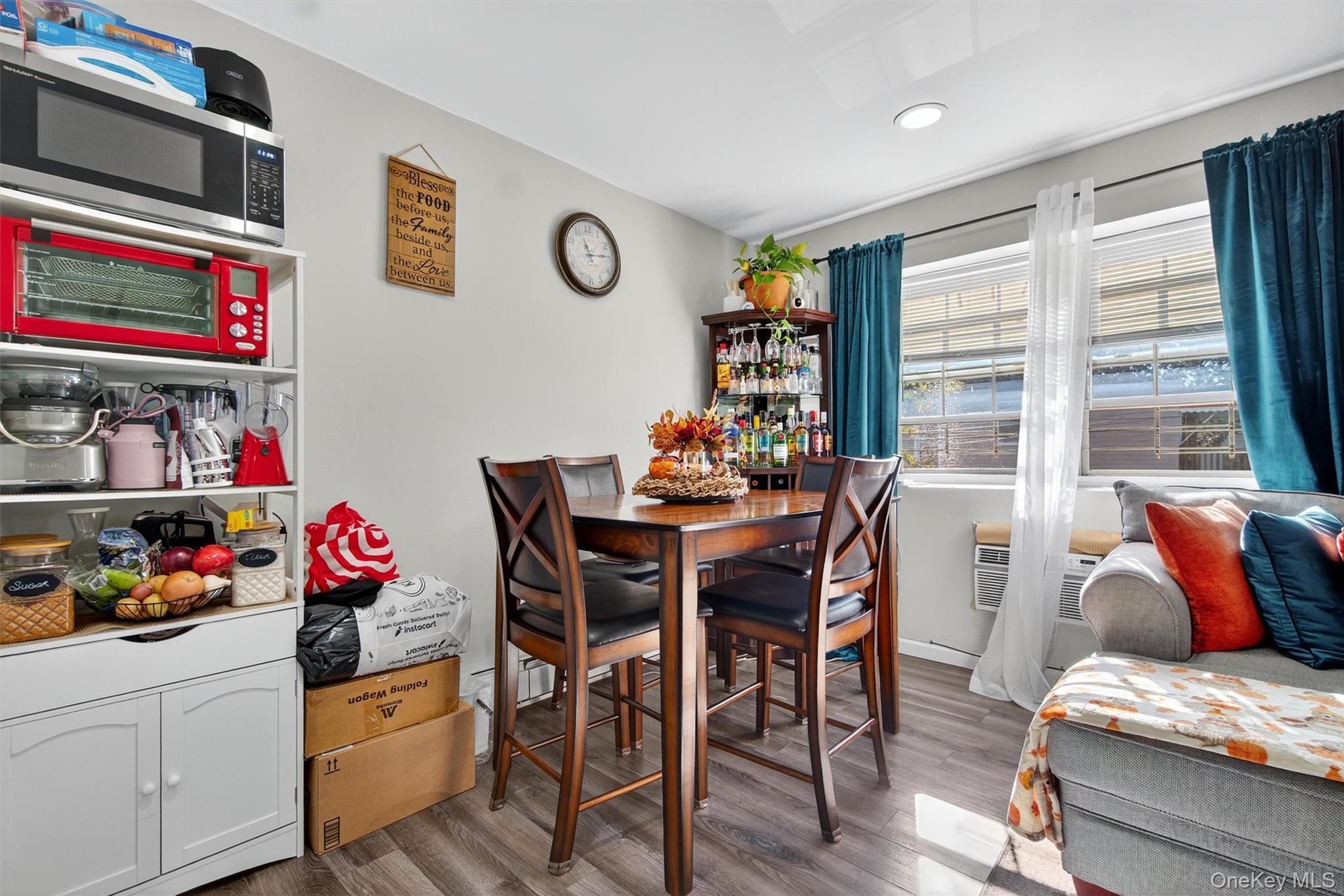 Single Family Mansion Bronx, NY 10460, MLS-930591-10