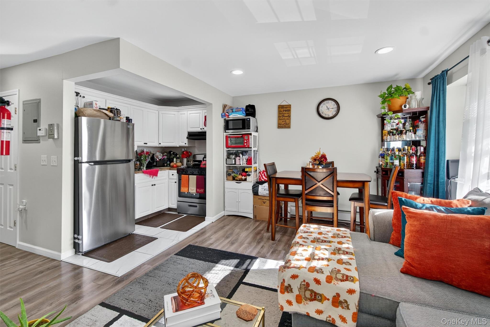 Single Family Mansion Bronx, NY 10460, MLS-930591-14