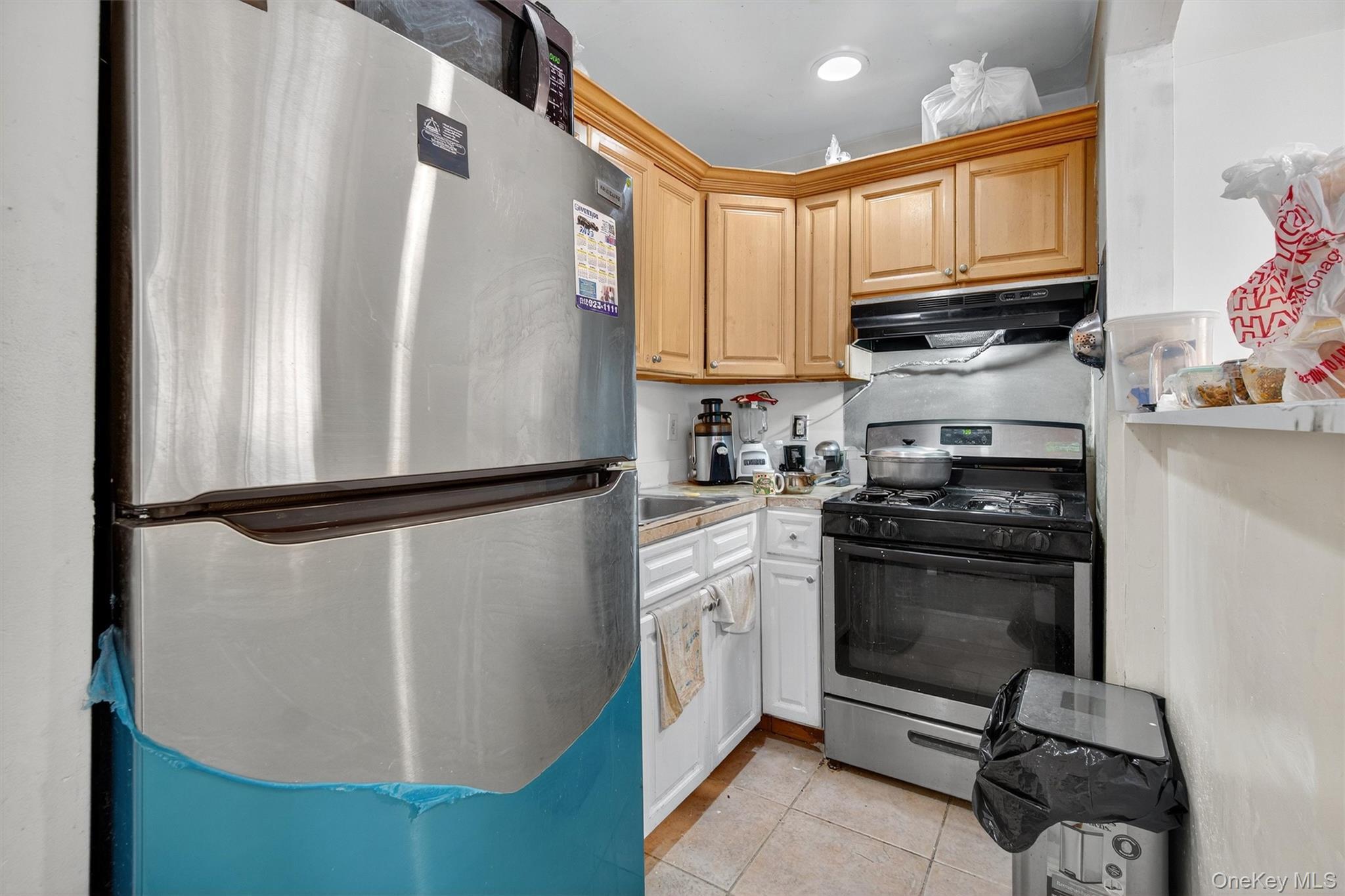 Single Family Mansion Bronx, NY 10460, MLS-930591-16