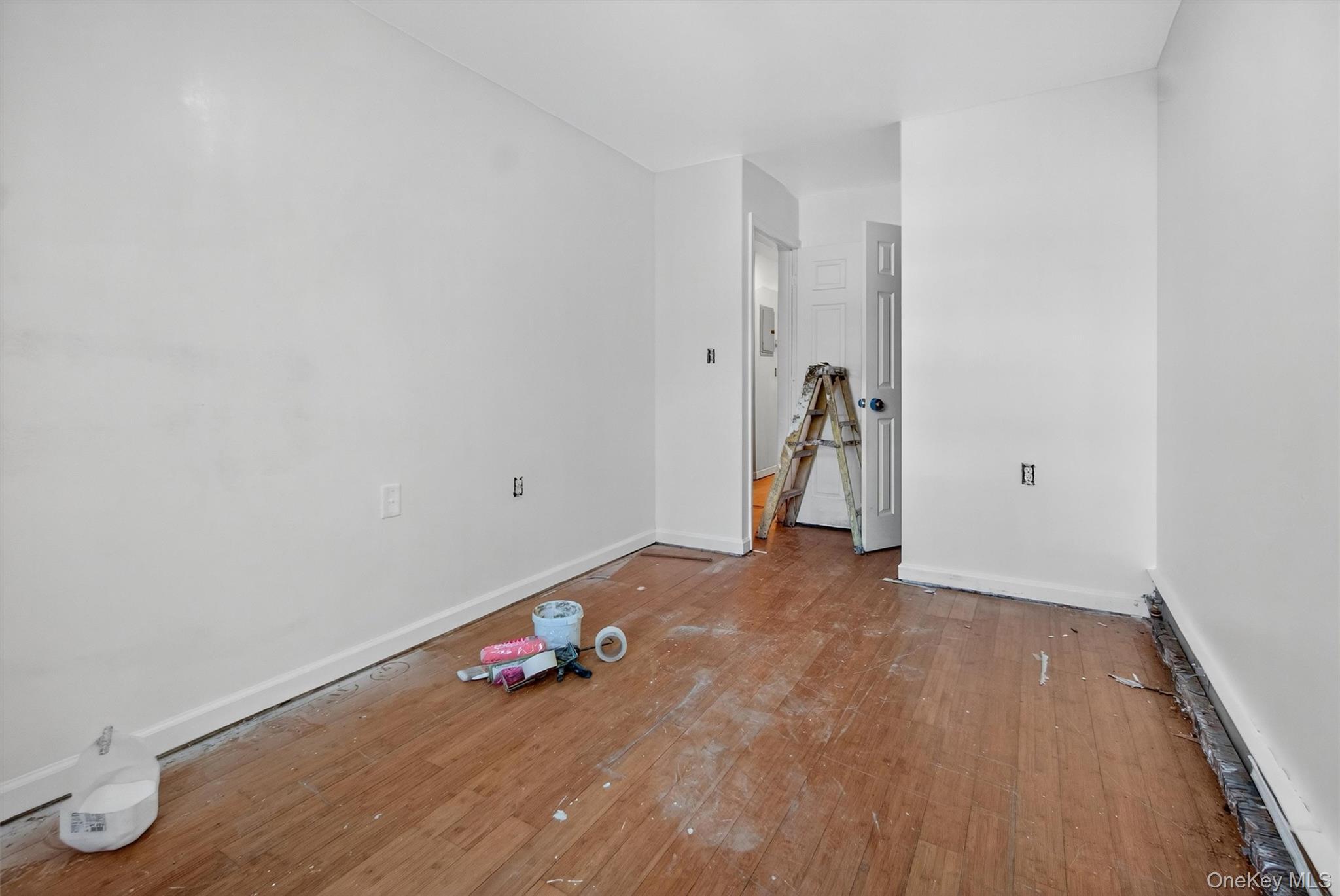 Single Family Mansion Bronx, NY 10460, MLS-930591-39