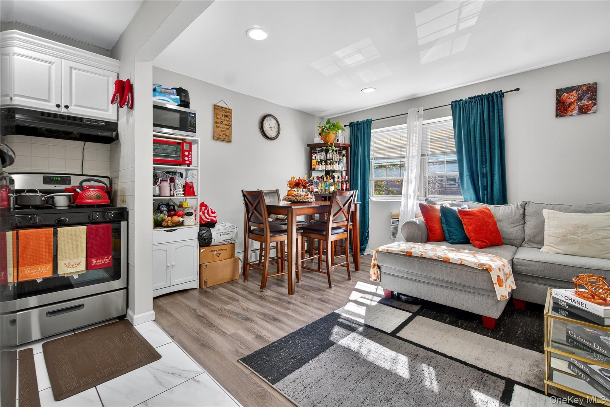 Single Family Mansion Bronx, NY 10460, MLS-930591-7