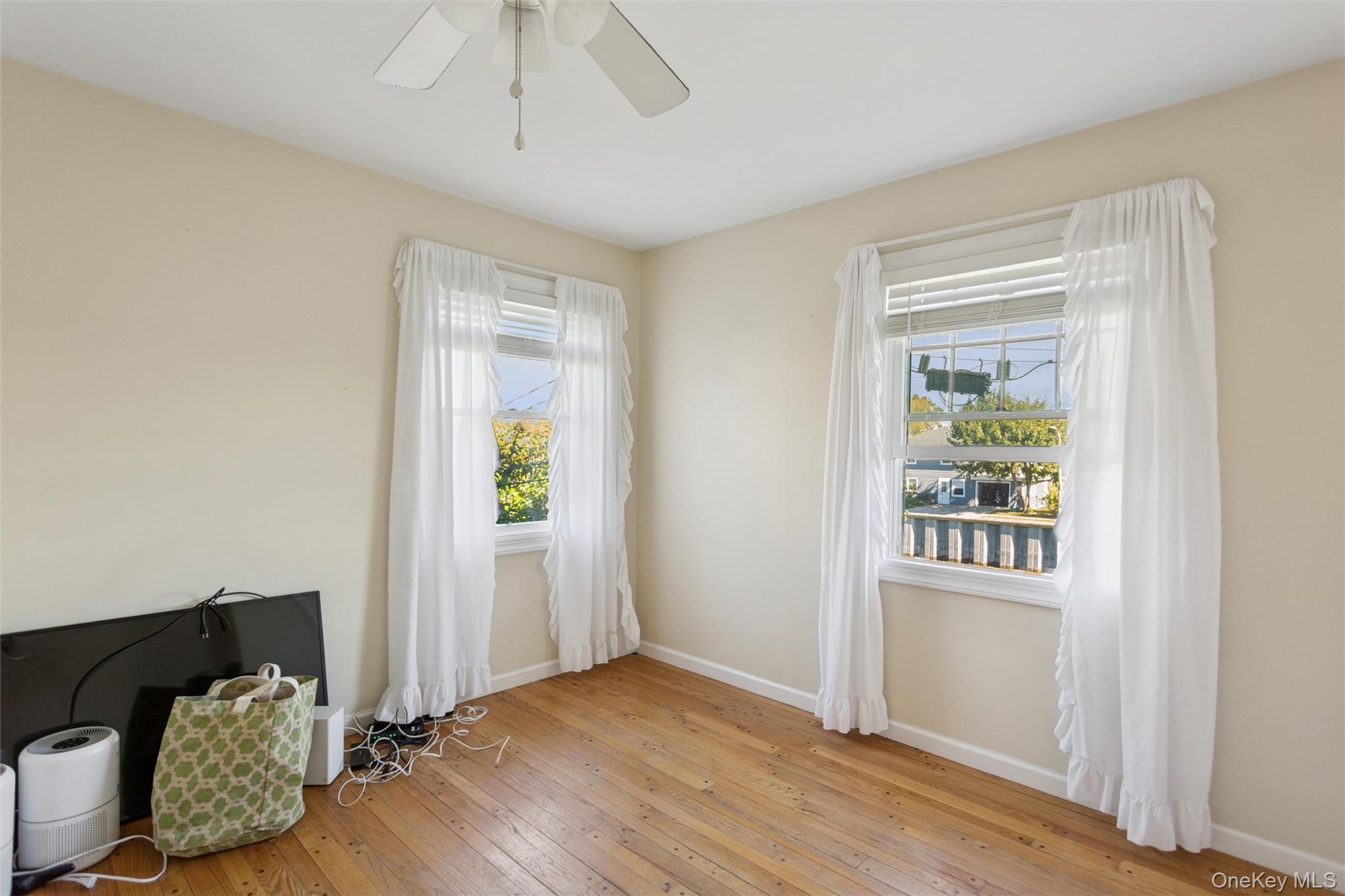 Single Family Forester Nassau County, NY 11561, MLS-930596-22