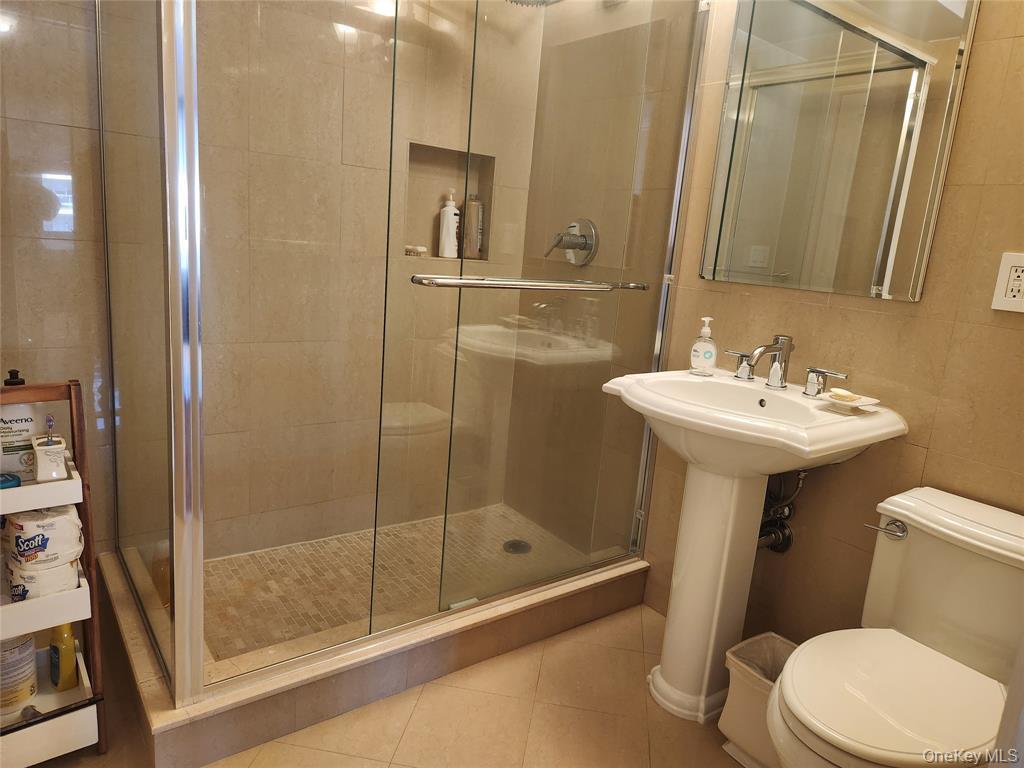 Coop 215th Queens, NY 11360, MLS-930605-3