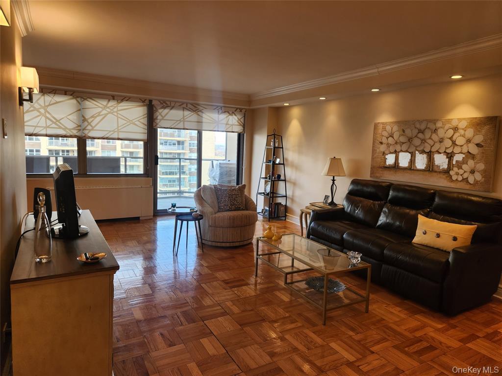 Coop 215th Queens, NY 11360, MLS-930605-7