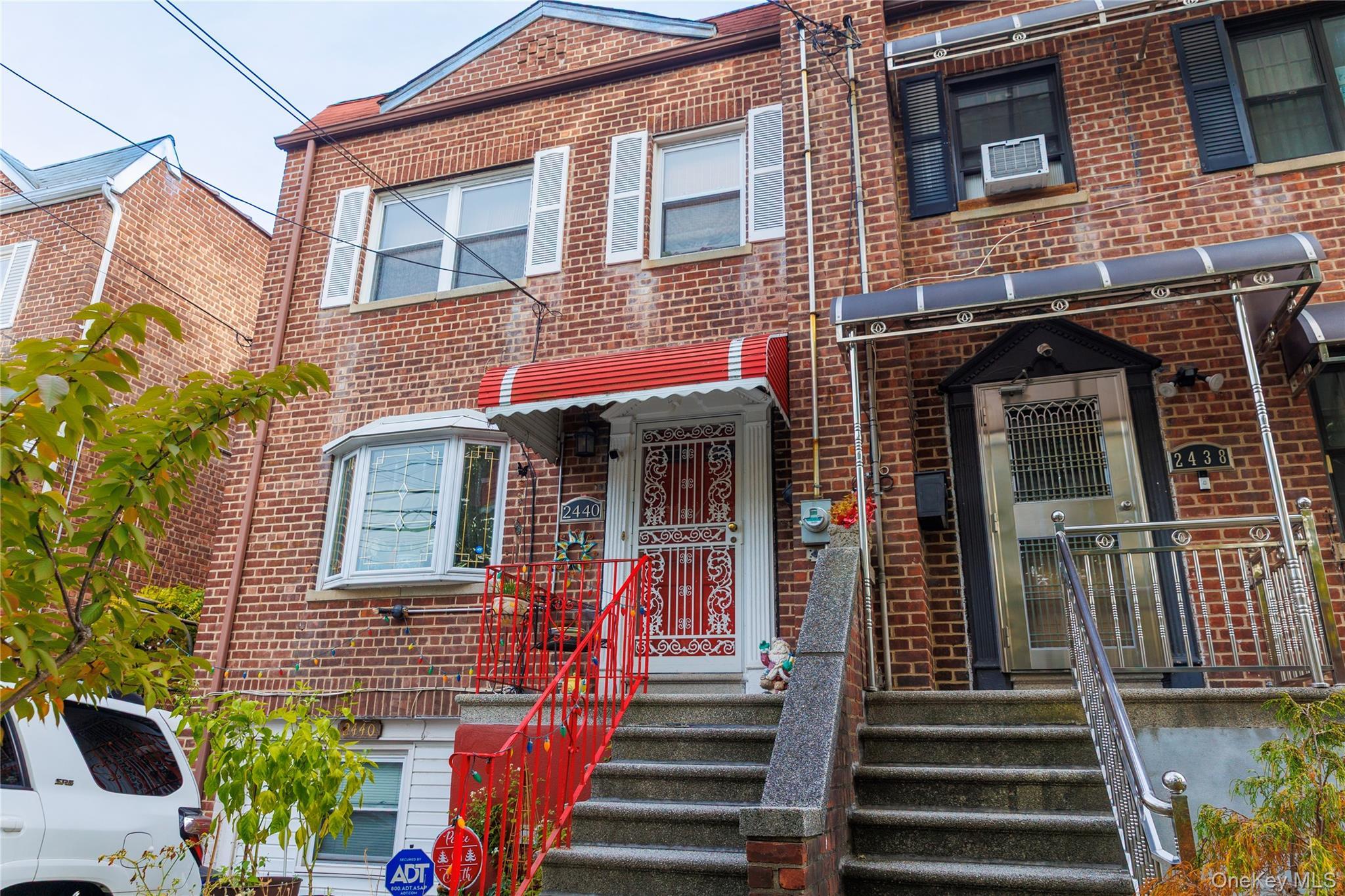 Single Family Morgan  Bronx, NY 10469, MLS-930614-2