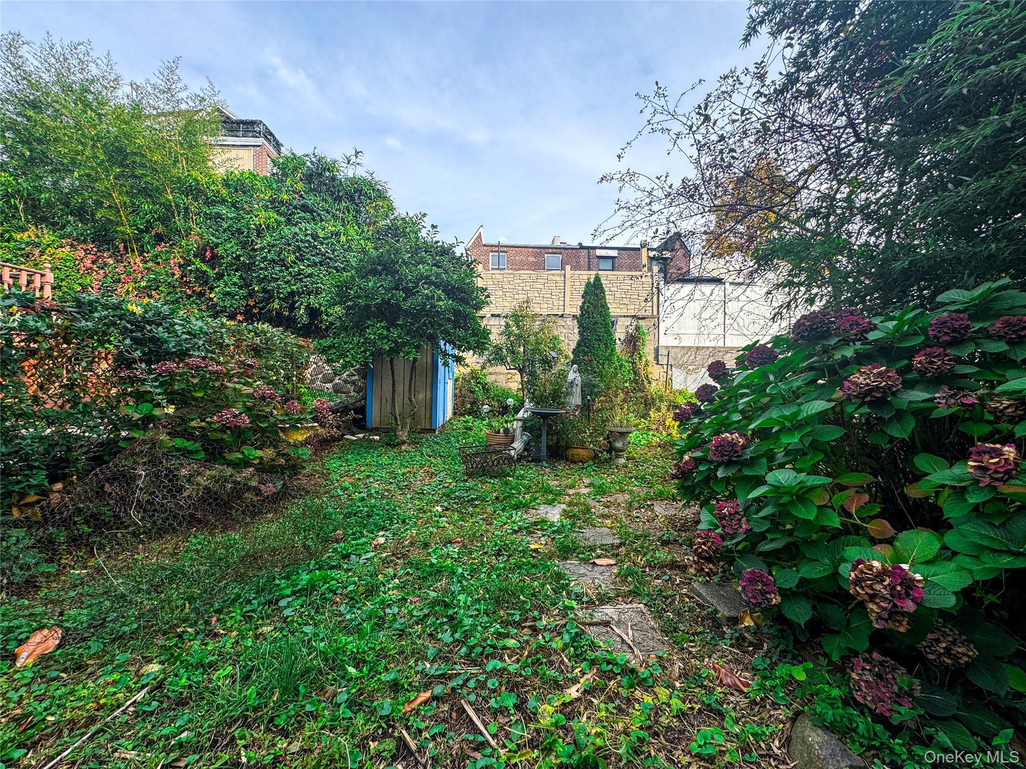 Single Family Morgan  Bronx, NY 10469, MLS-930614-23