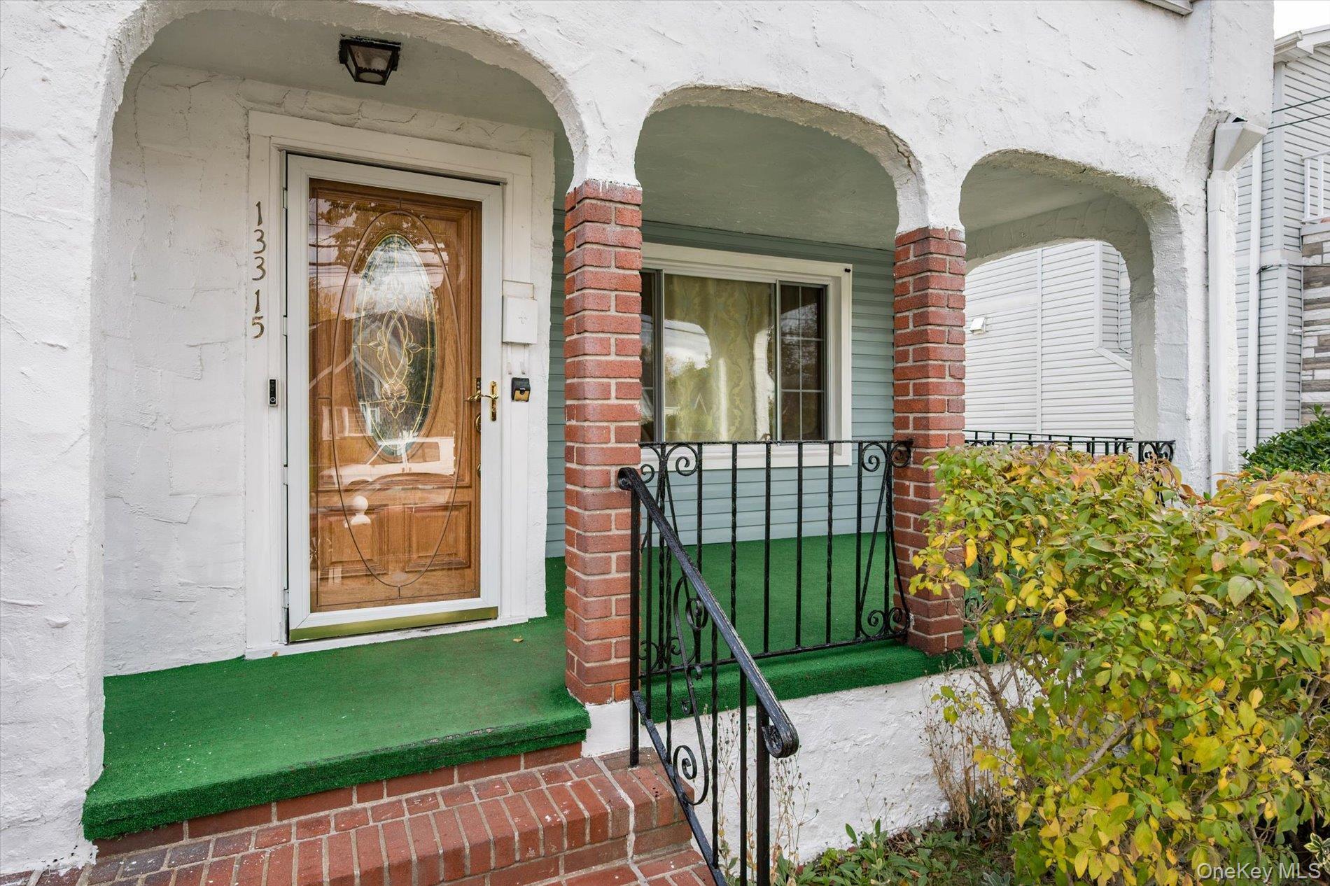 Single Family 231st  Queens, NY 11413, MLS-930617-3