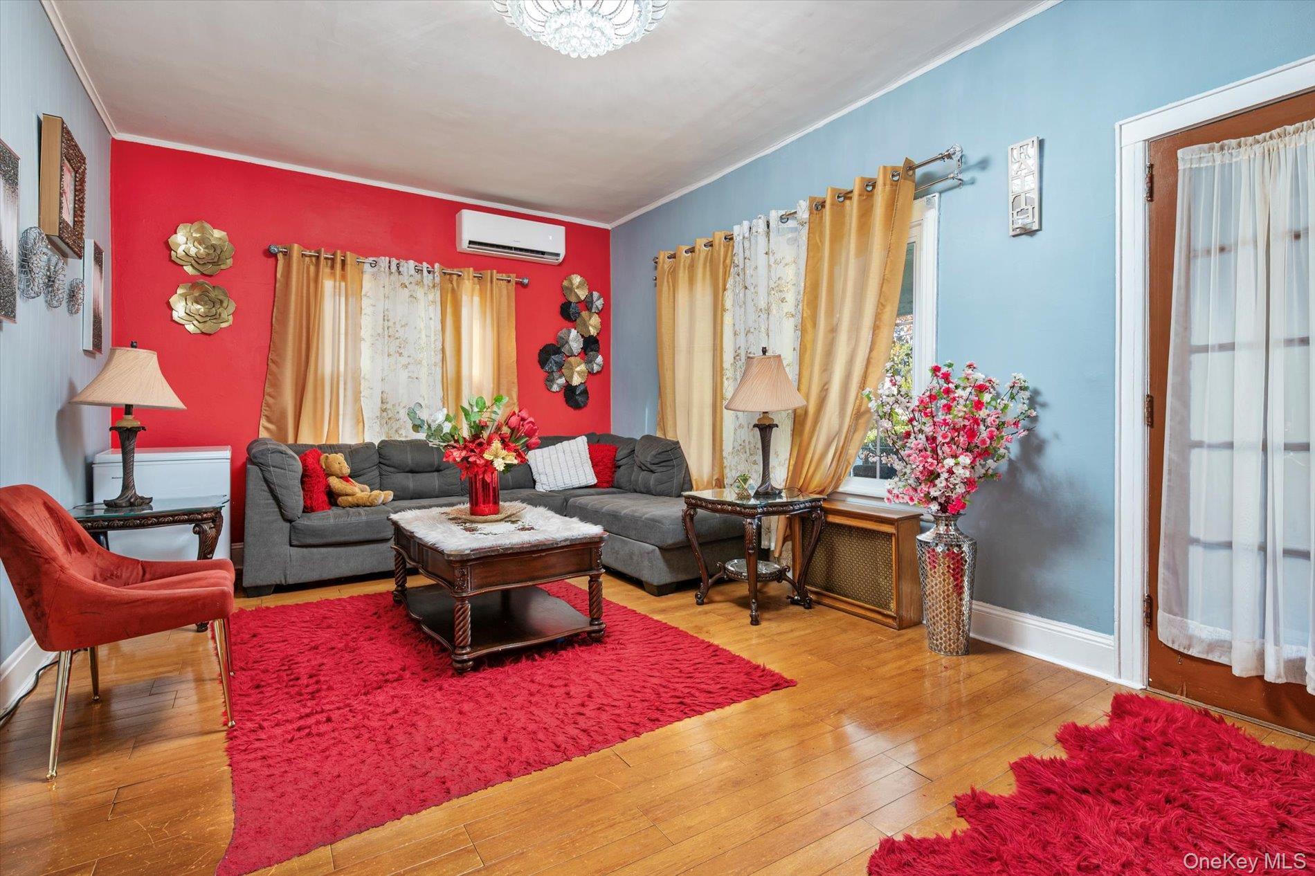 Single Family 231st  Queens, NY 11413, MLS-930617-5