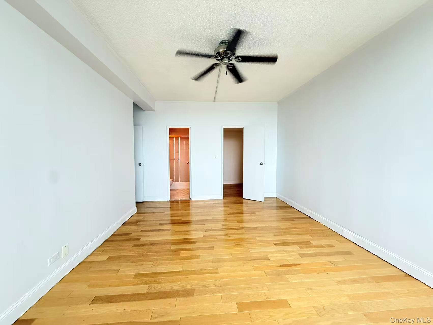 Condo Bay Club  Queens, NY 11360, MLS-930630-12