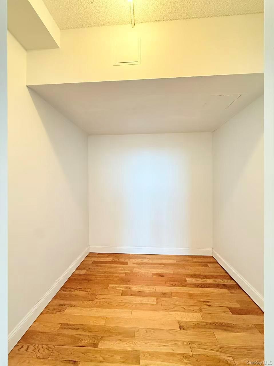 Condo Bay Club  Queens, NY 11360, MLS-930630-13