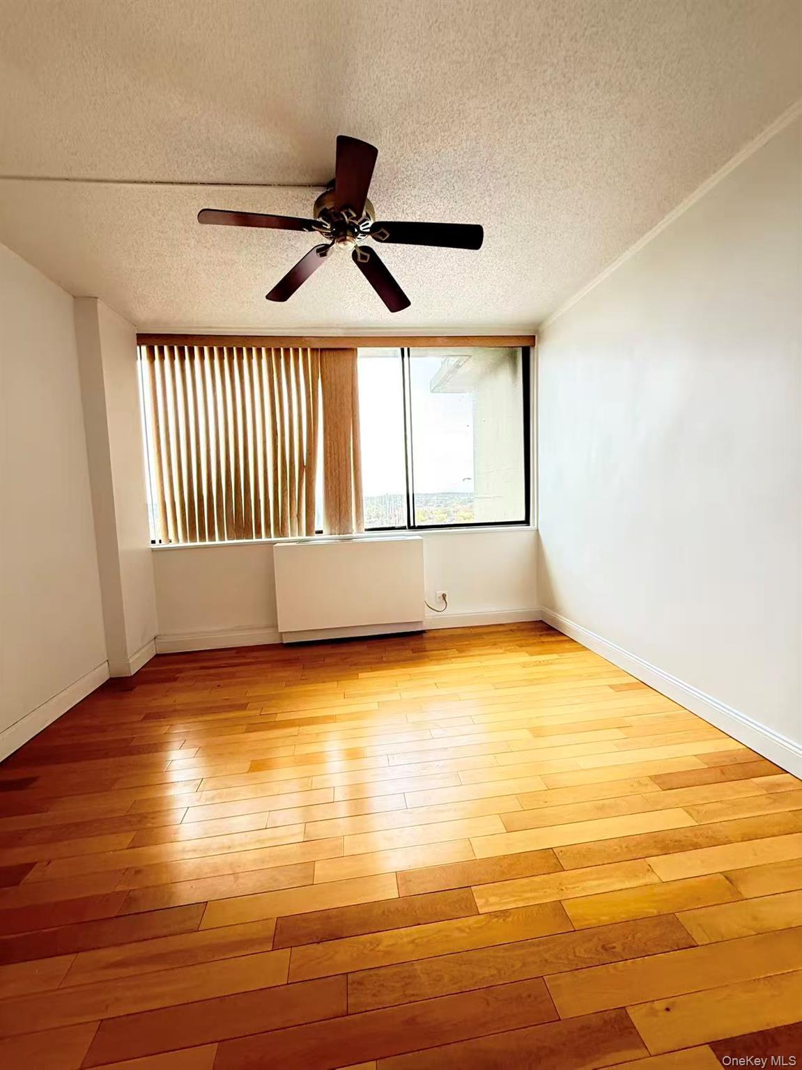 Condo Bay Club  Queens, NY 11360, MLS-930630-15