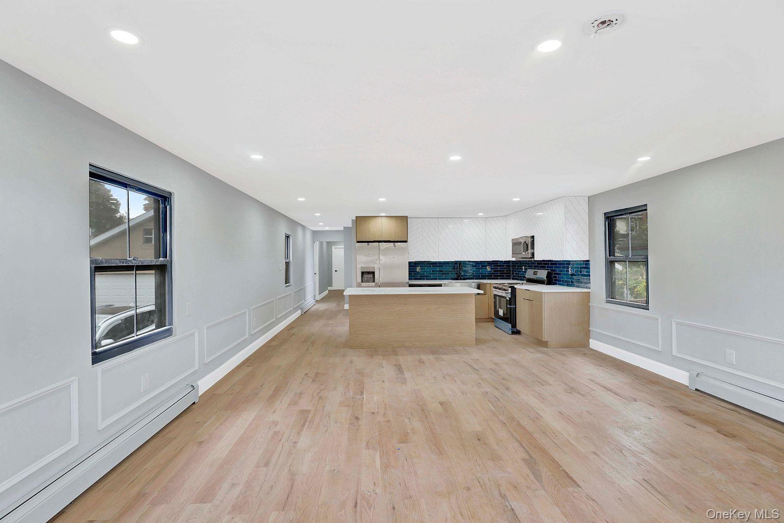 Single Family Calhoun  Bronx, NY 10465, MLS-930637-5