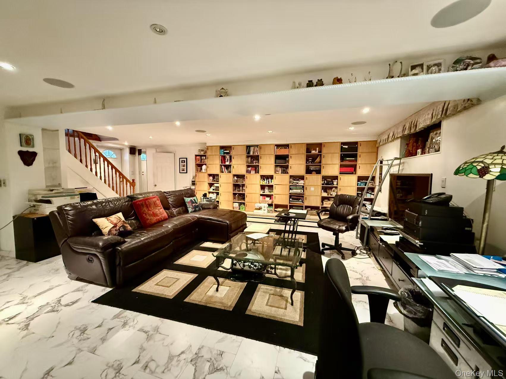 Single Family 24th Queens, NY 11360, MLS-930644-28