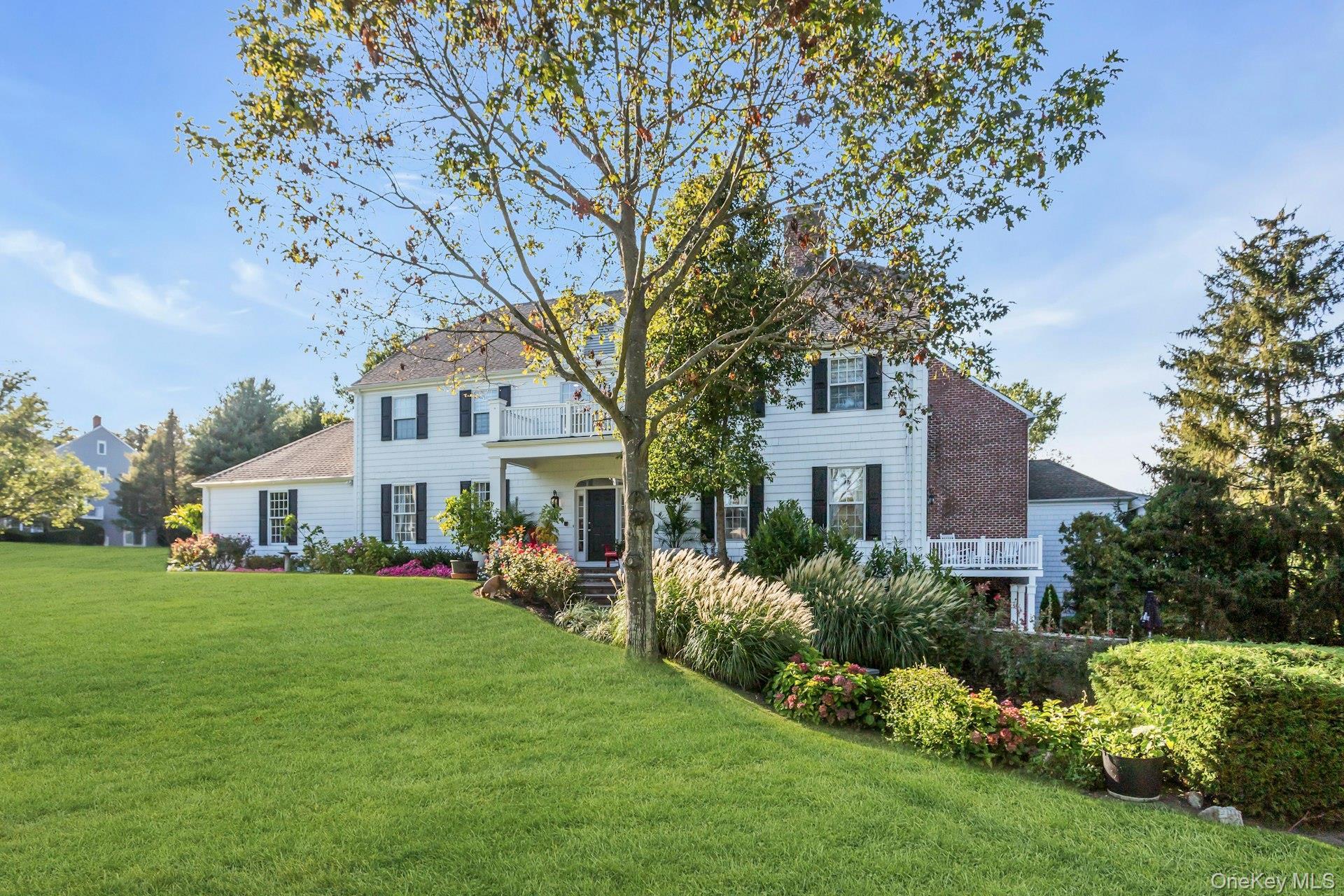 Single Family Robin Nassau County, NY 11542, MLS-930645-2