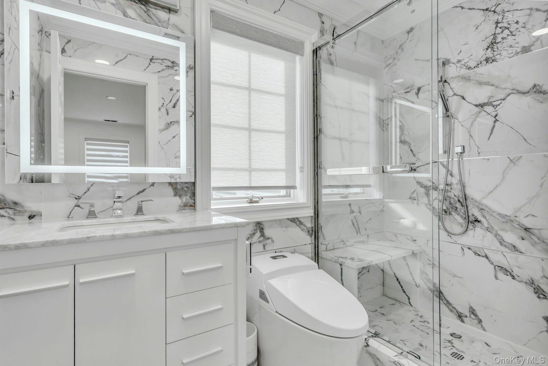 Single Family Robin Nassau County, NY 11542, MLS-930645-22