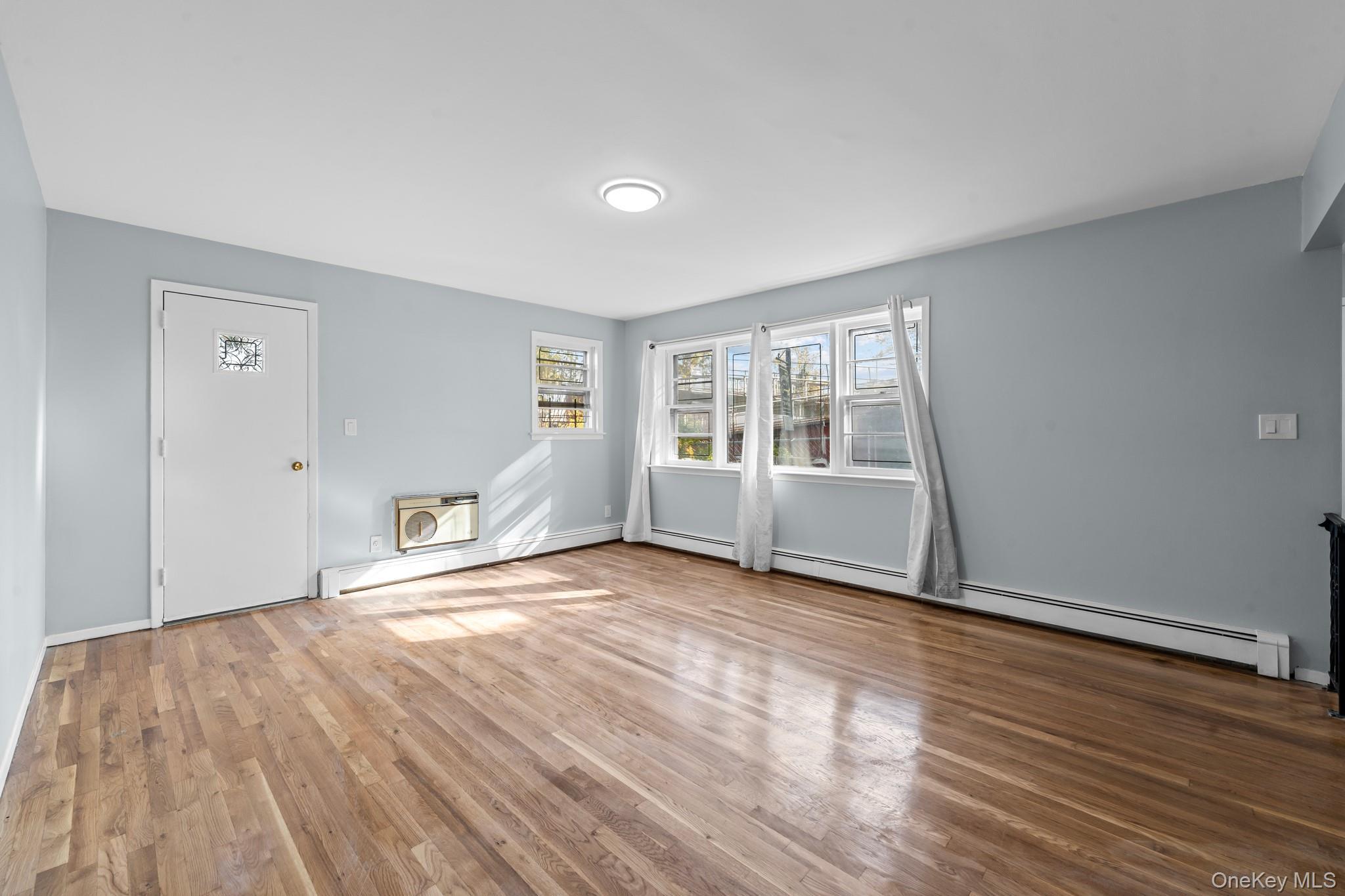 Single Family Horace Harding  Queens, NY 11365, MLS-930653-3