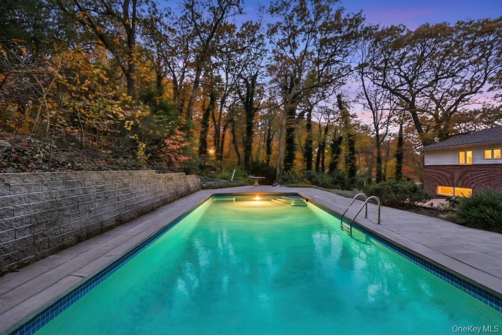 Single Family Caledonia  Suffolk County, NY 11746, MLS-930657-10