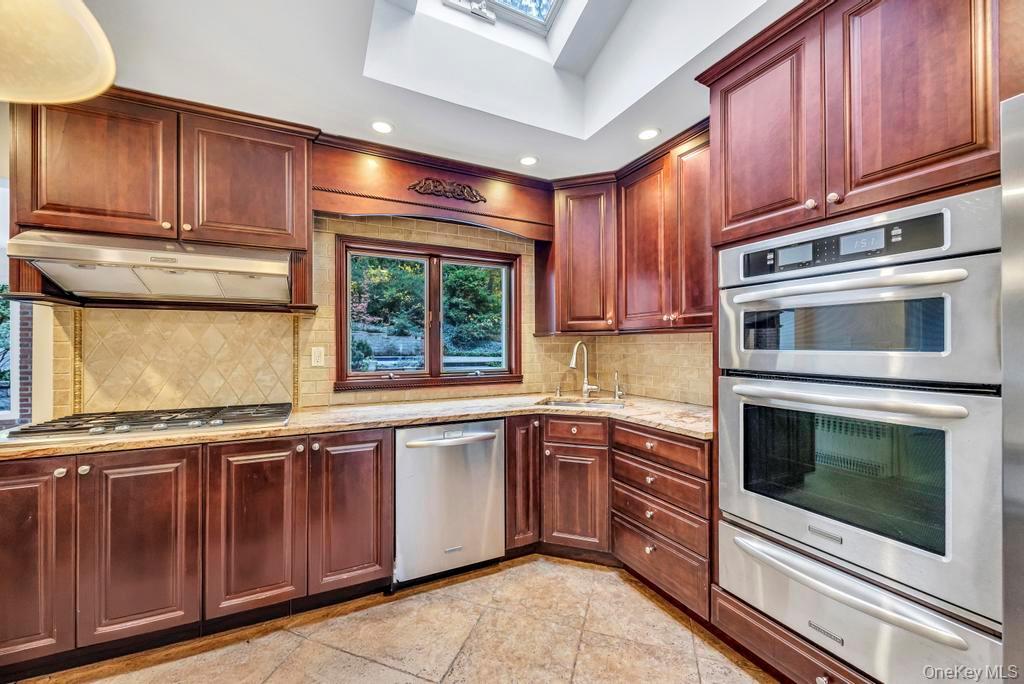 Single Family Caledonia  Suffolk County, NY 11746, MLS-930657-22