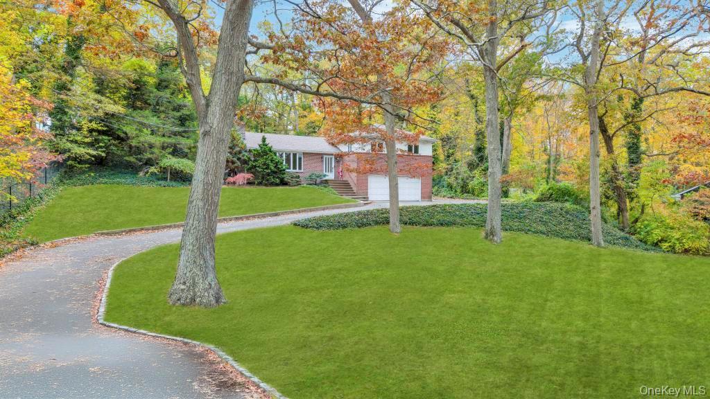 Single Family Caledonia  Suffolk County, NY 11746, MLS-930657-5